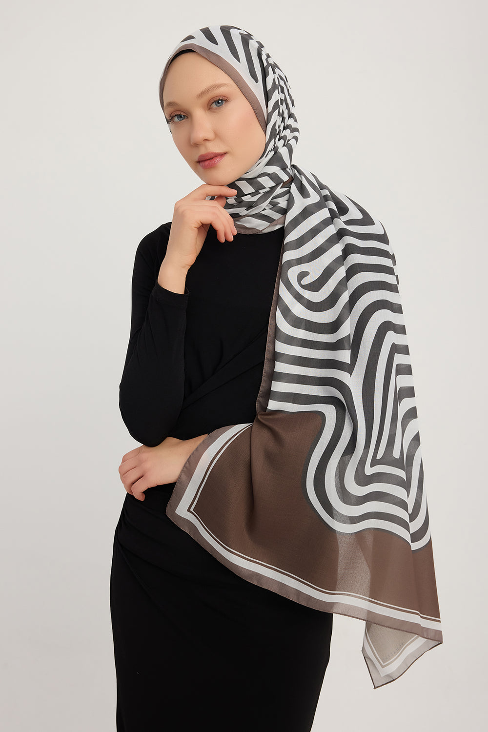 Efilia Desenli Şal - Yaşam İzi - Kahverengi