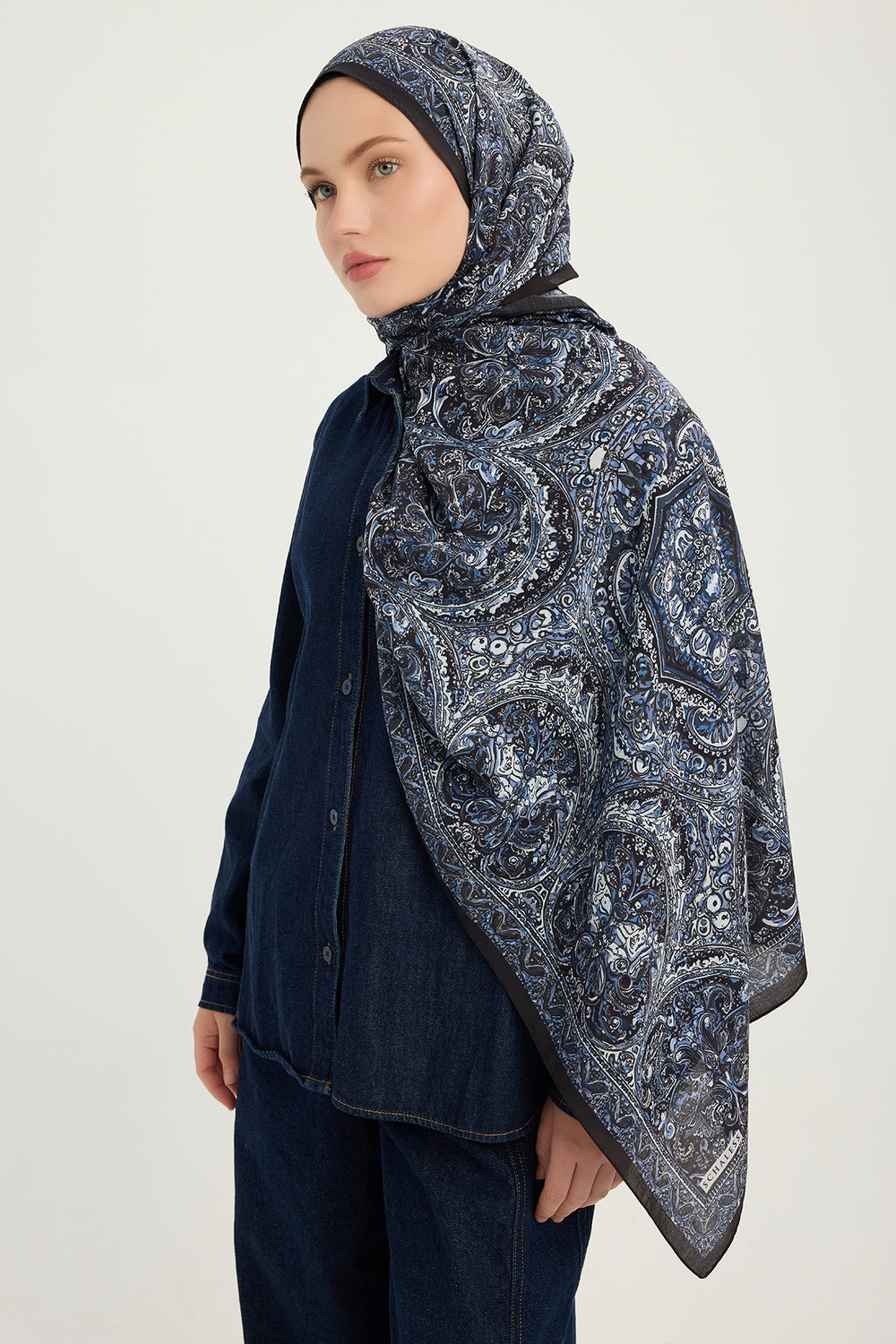 Vierra Desenli Şal - Ebedi Saraylar - Lacivert