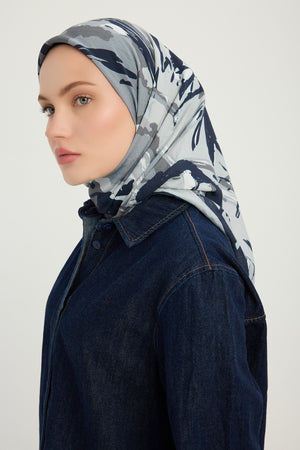 Vierra Desenli Eşarp - Özgür Fırçalar - Lacivert