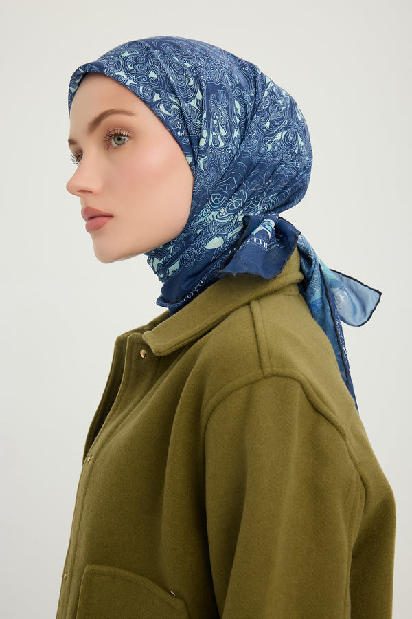 Efilia Desenli Eşarp - Sonsuz Aşk - Lacivert