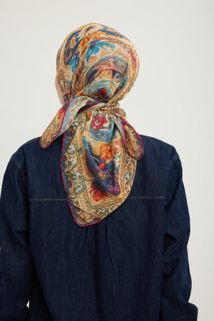 Efilia Desenli Eşarp - Çiçek Tahtı - Sarı