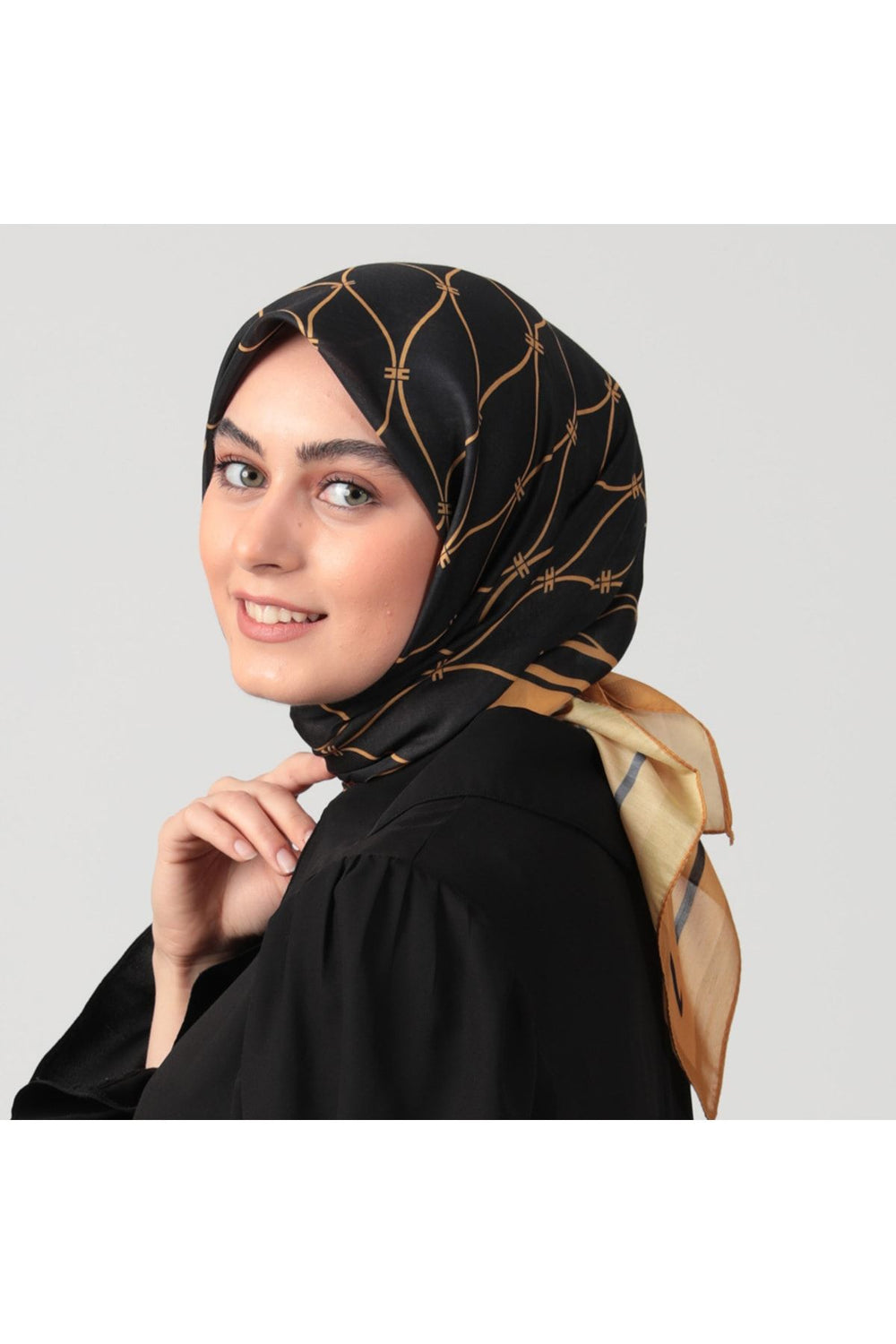 Pamuk İpek Eşarp - Geometrik Desen - Siyah Gold