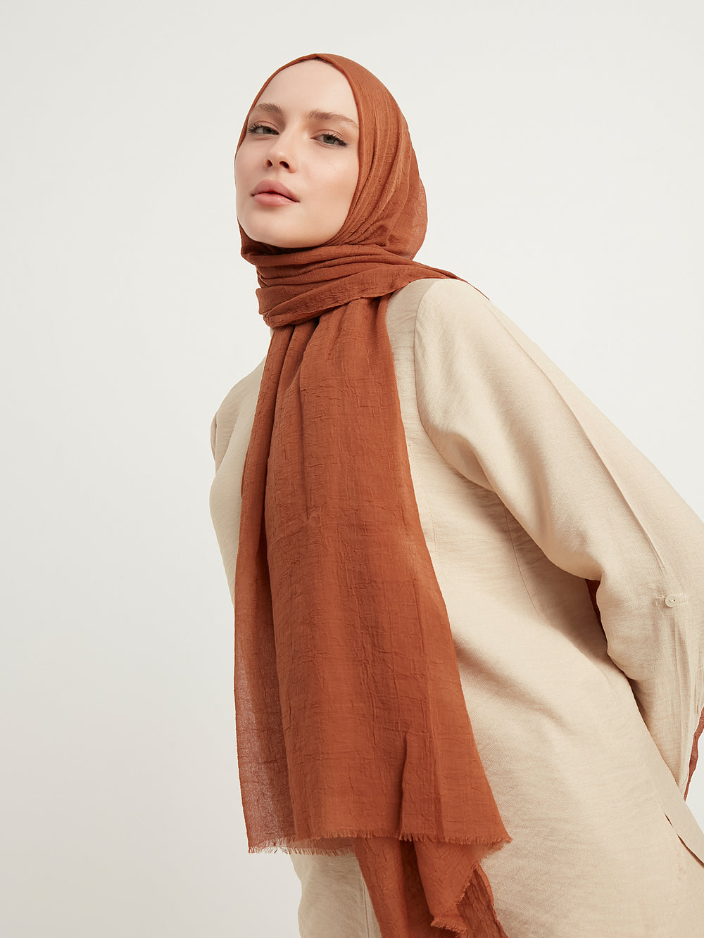 Ultra İnce Şal - Koyu Kahve