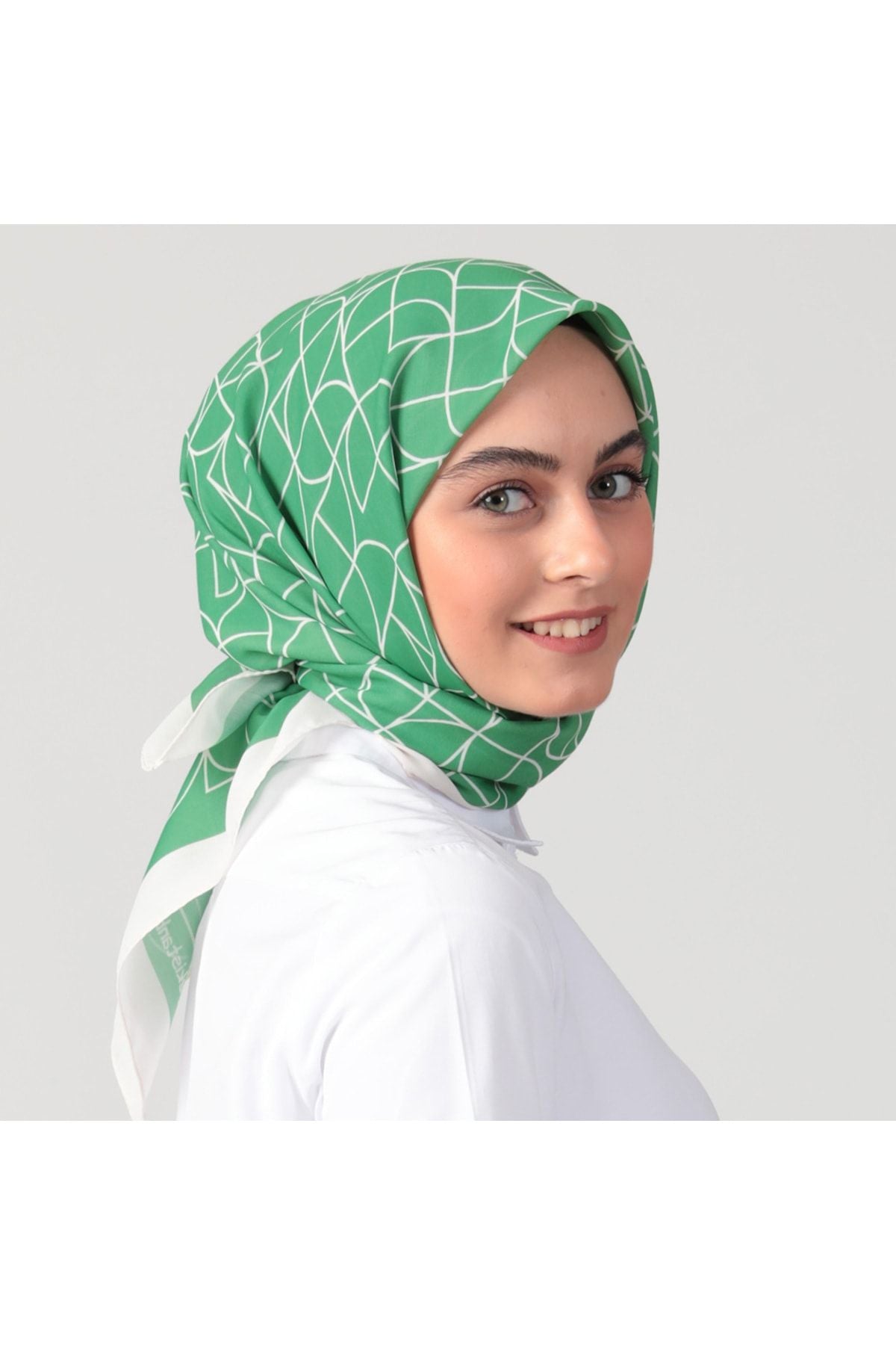 Pamuk İpek Eşarp - Geometrik Desen - Benetton