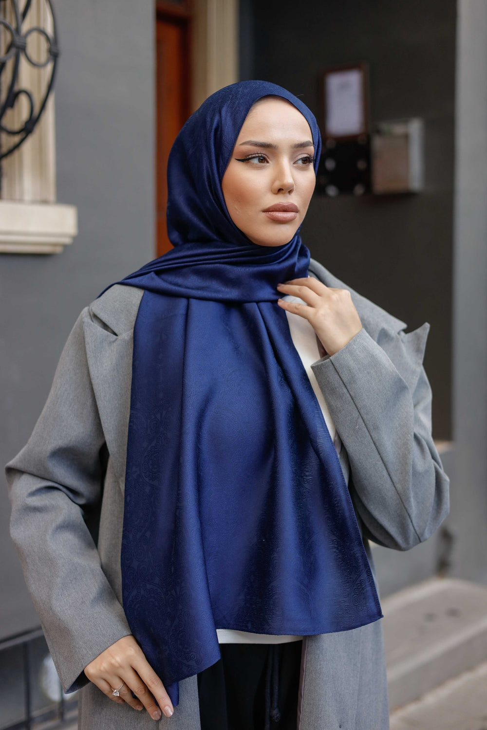 İpeksi Çift Taraflı Jakar Şal - Mandala Desen - Lacivert