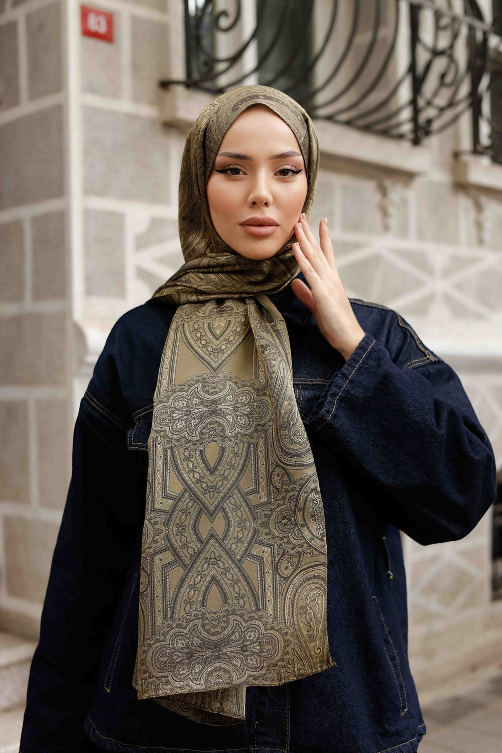 İpeksi Çift Taraflı Jakar Şal - Hint - Yağ Yeşili