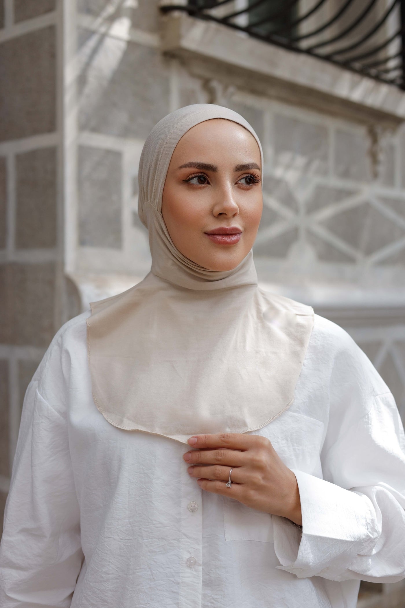 Boyunluklu Hijab Bone - Özel Üretim - Vizon