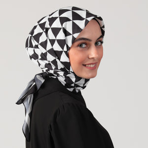 Pamuk İpek Eşarp - Üçgen Desen - Siyah