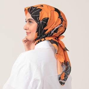 Pamuk İpek Eşarp - Manolya Desen - Turuncu Siyah