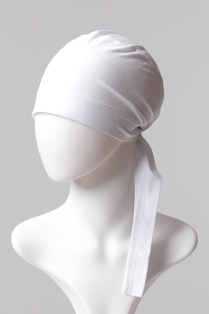 Kaymayan Kaliteli Özel Üretim Bone - Beyaz