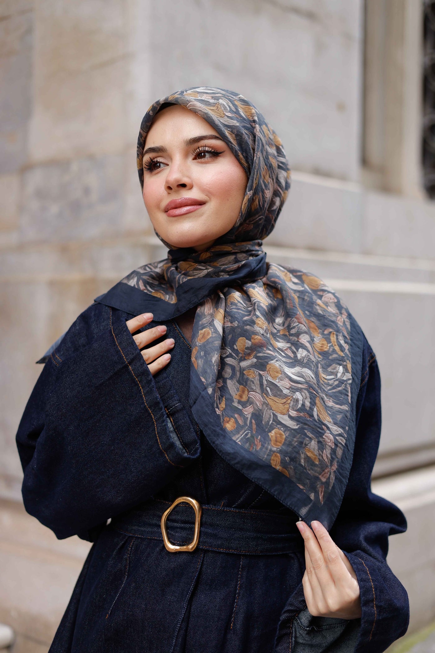 Tensel Eşarp - Yaprak Desen - Siyah Camel