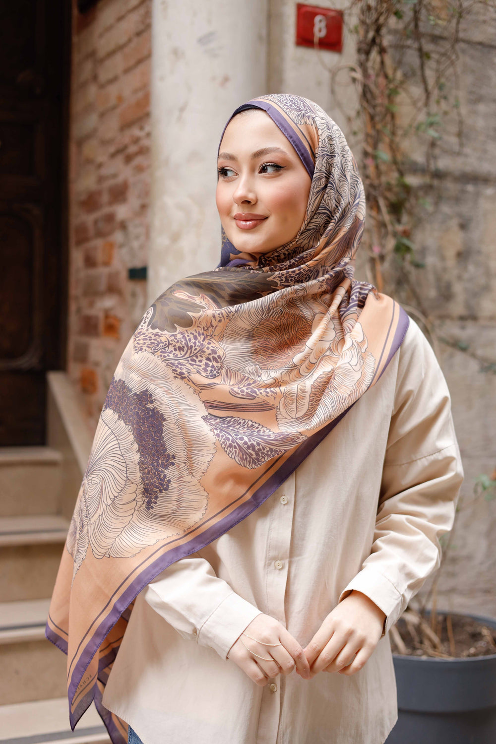 Efilia Desenli Şal - Mercan Bahçesi - Açık Kahverengi