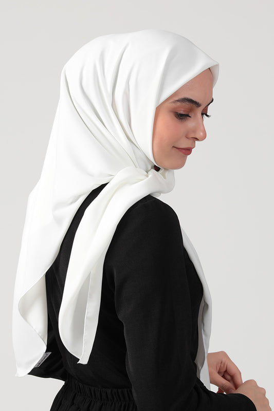 Medine İpeği Eşarp 110 x 110 cm - İnci Beyazı