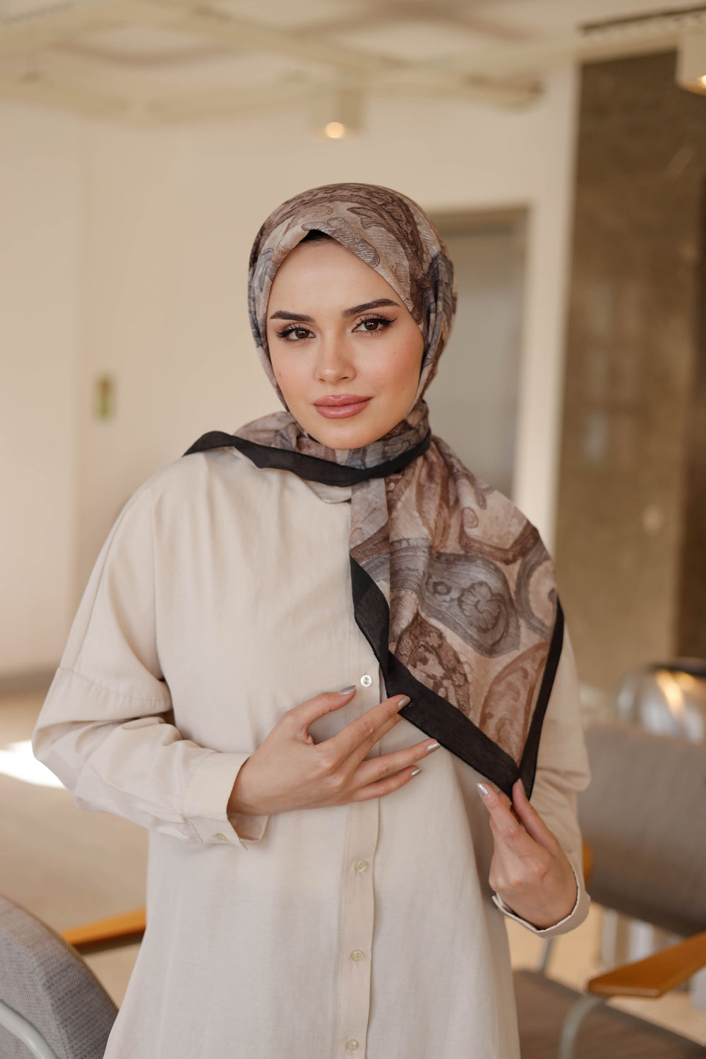 Tensel Eşarp - Etnik Desen - Siyah Krem