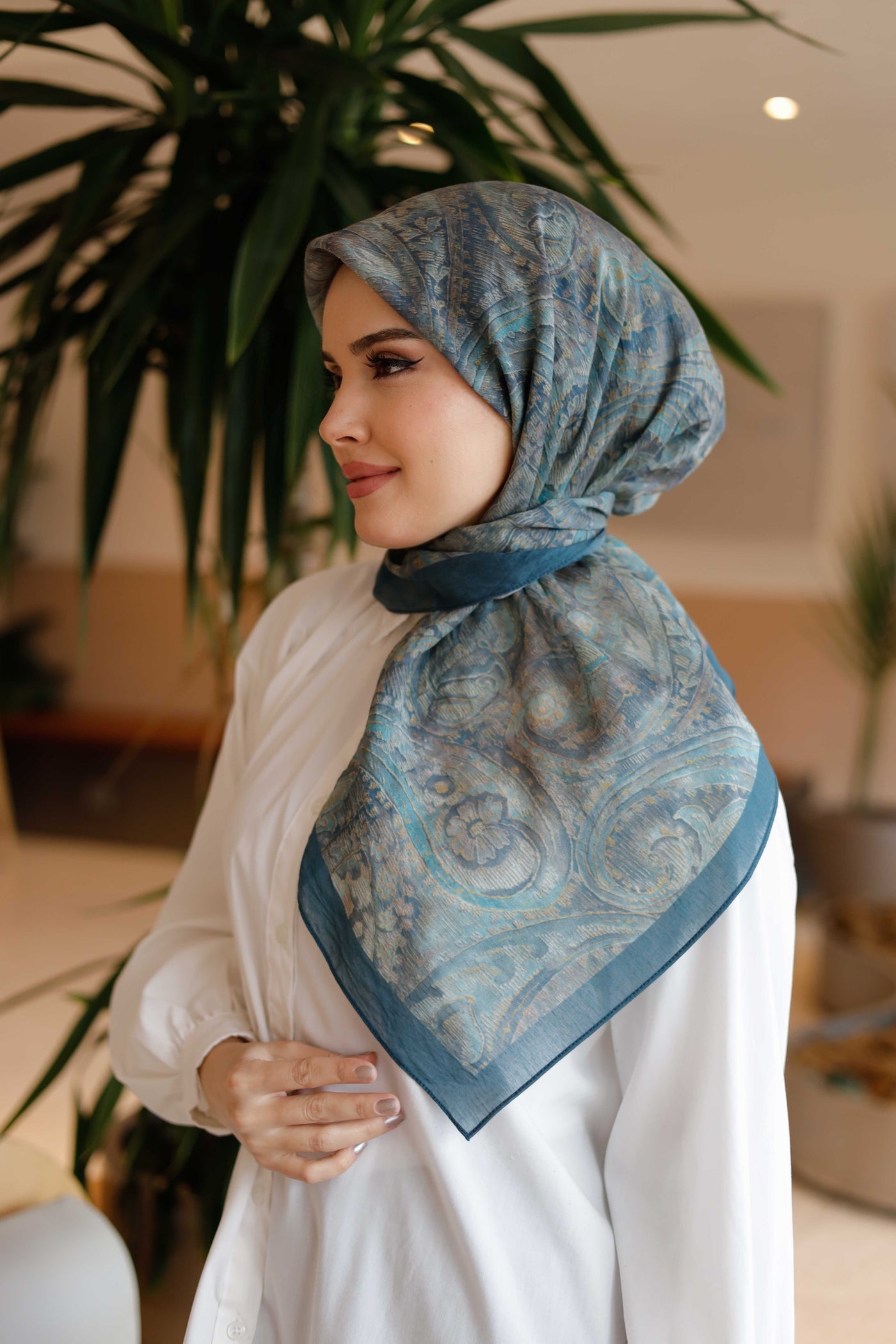 Tensel Eşarp - Etnik Desen - Petrol Mavisi