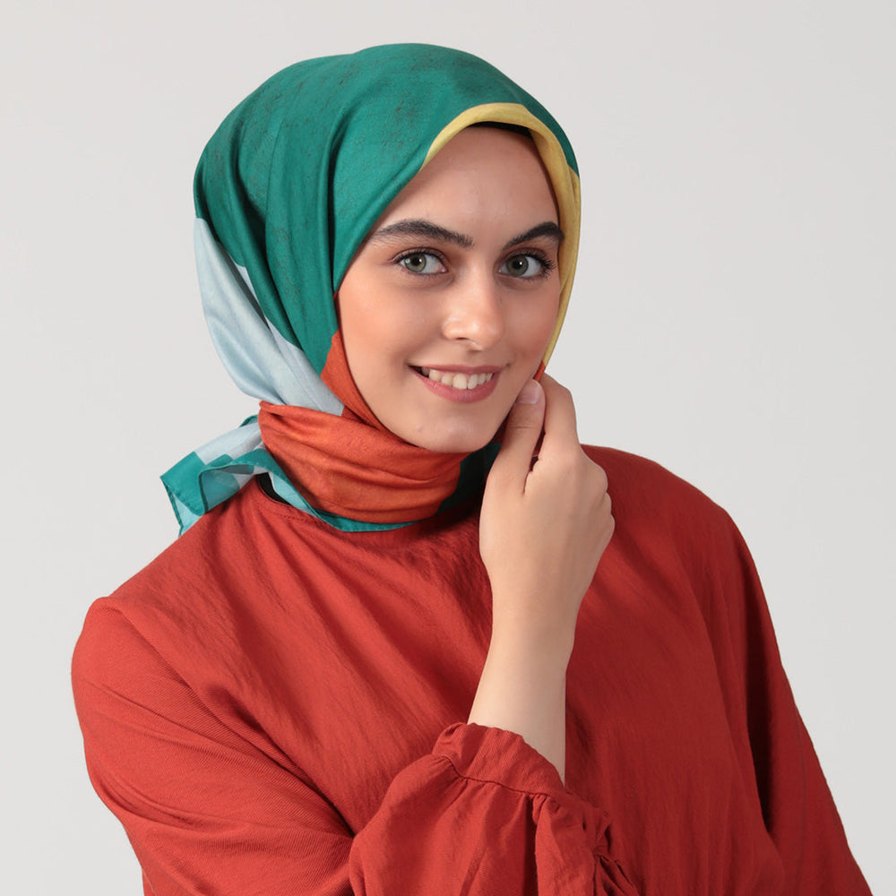 Pamuk İpek Eşarp - Asimetrik Desen - Zümrüt Yeşili