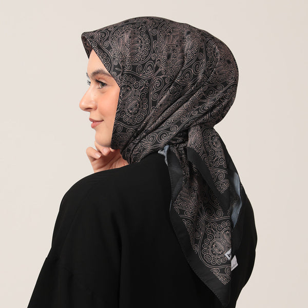 Pamuk İpek Eşarp - Mandala Desen - Siyah Gold