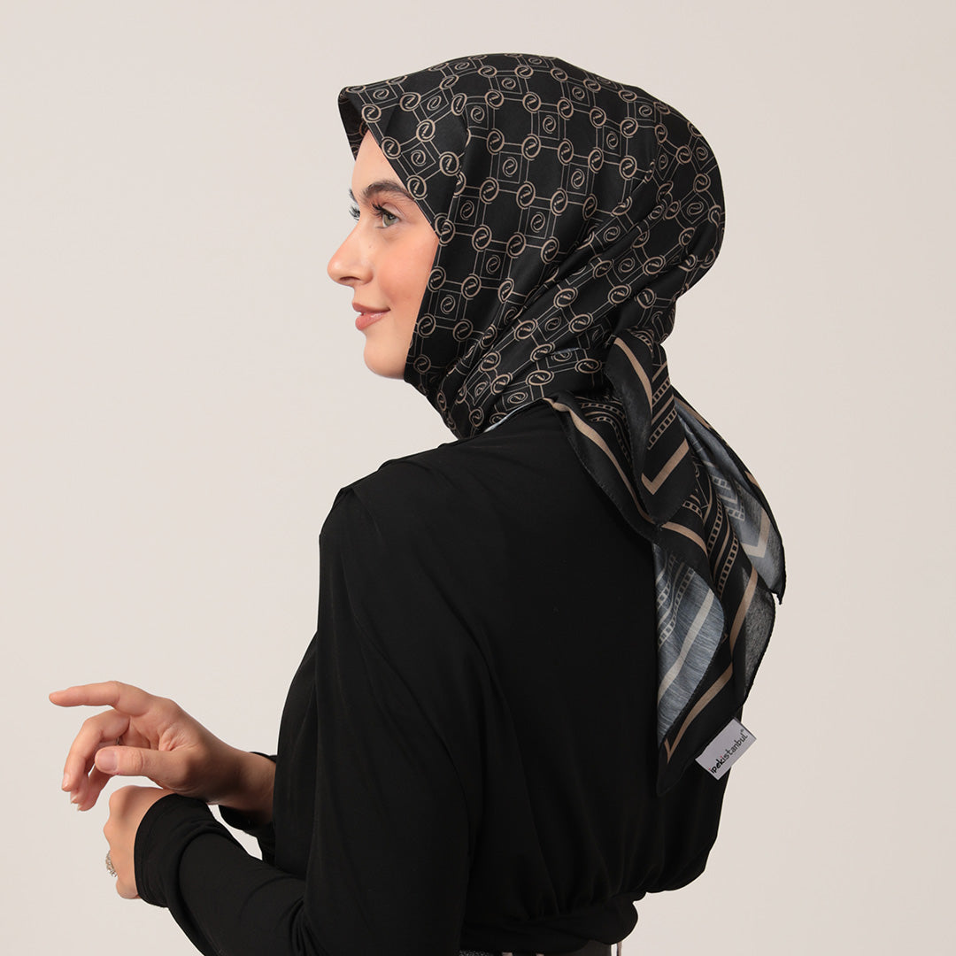 Pamuk İpek Eşarp - Monogram Desen - Siyah Gold
