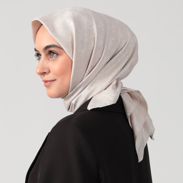 Pamuk Jakar - Büyük Kazayağı Desen Eşarp - Latte