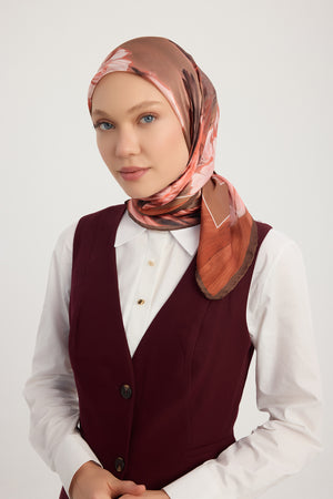 Aurora Desenli Janjan Eşarp - Gizli Bahçe - Gül Kurusu