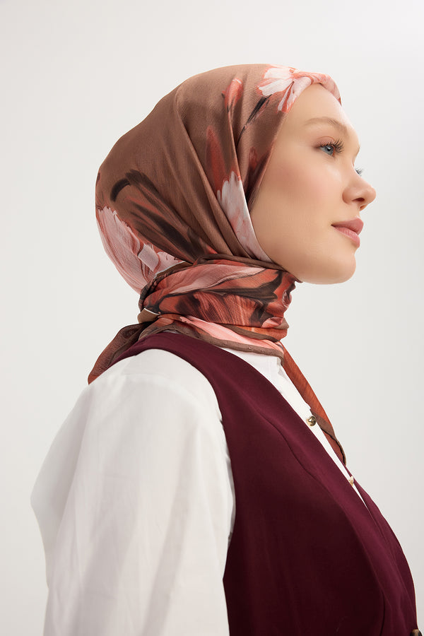 Aurora Desenli Janjan Eşarp - Gizli Bahçe - Gül Kurusu