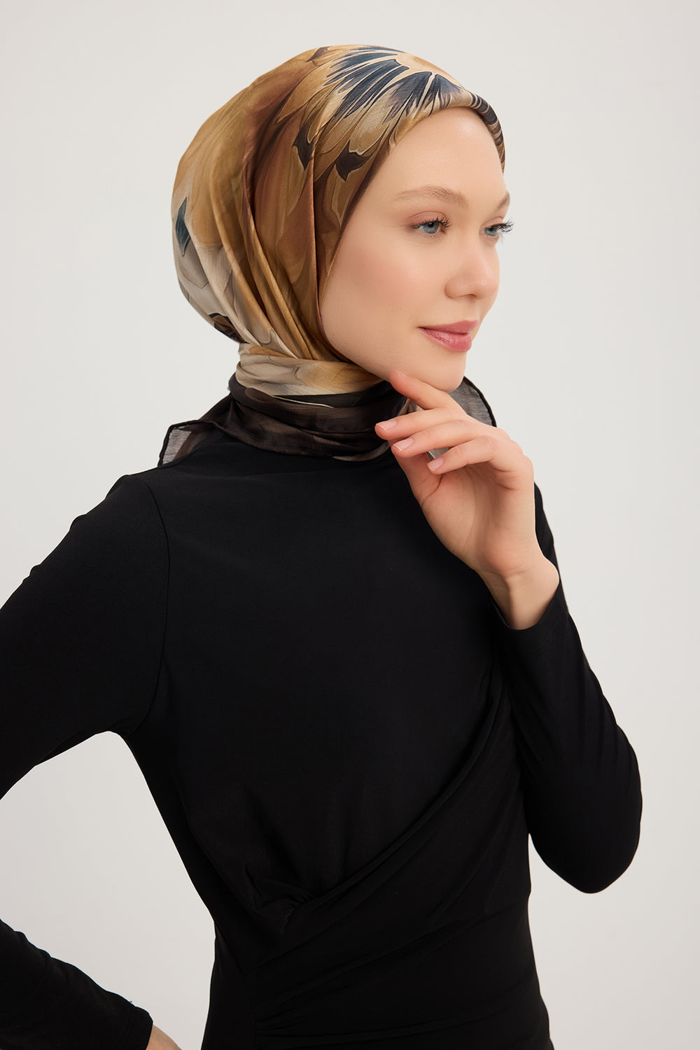 Aurora Desenli Janjan Eşarp - Güneş Çiçeği - Kahverengi