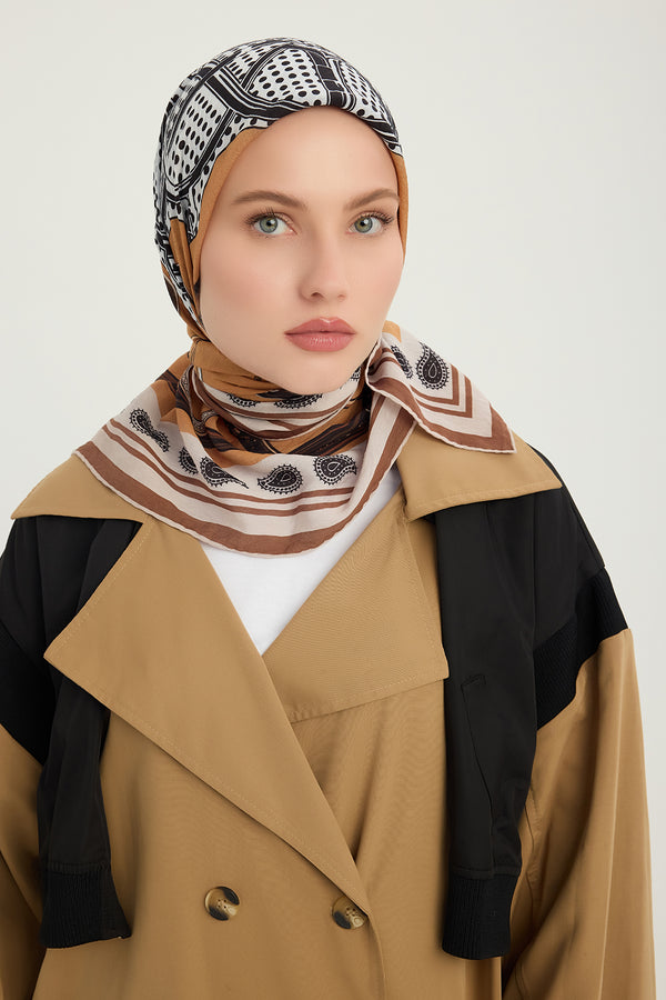 Vierra Desenli Eşarp - Süvarinin Arması - Camel