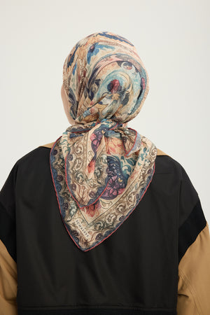 Efilia Desenli Eşarp - Çiçek Tahtı - Pudra