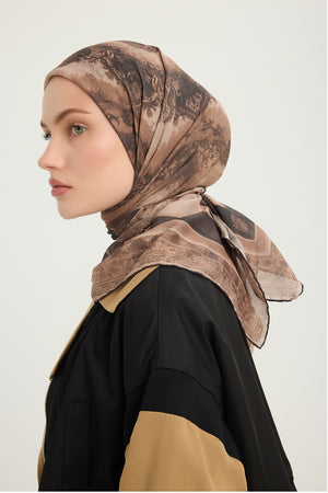 Efilia Desenli Eşarp - Köklerin Aynası - Kahverengi