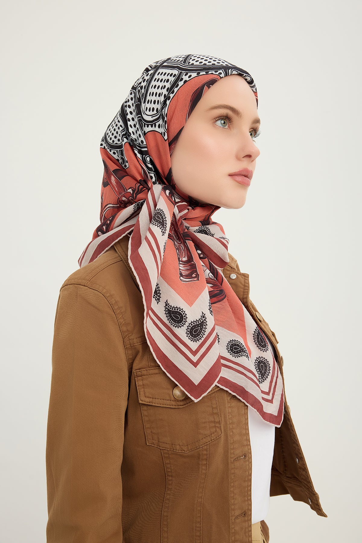 Vierra Desenli Eşarp - Süvarinin Arması - Somon