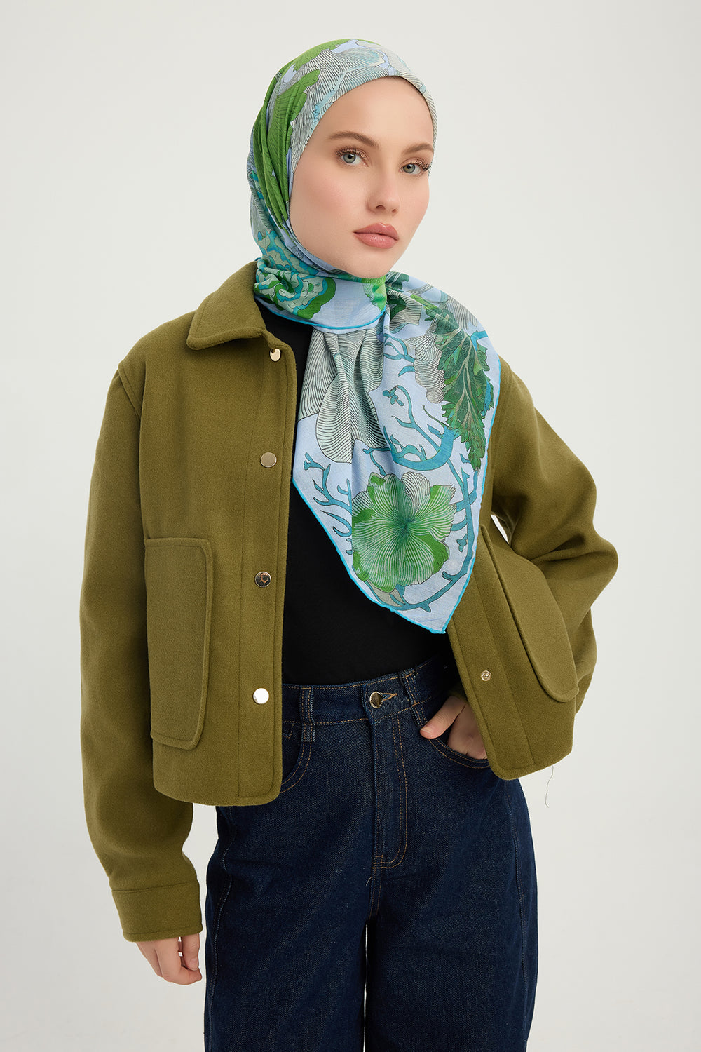 Efilia Desenli Eşarp - Mercan Bahçesi - Mavi