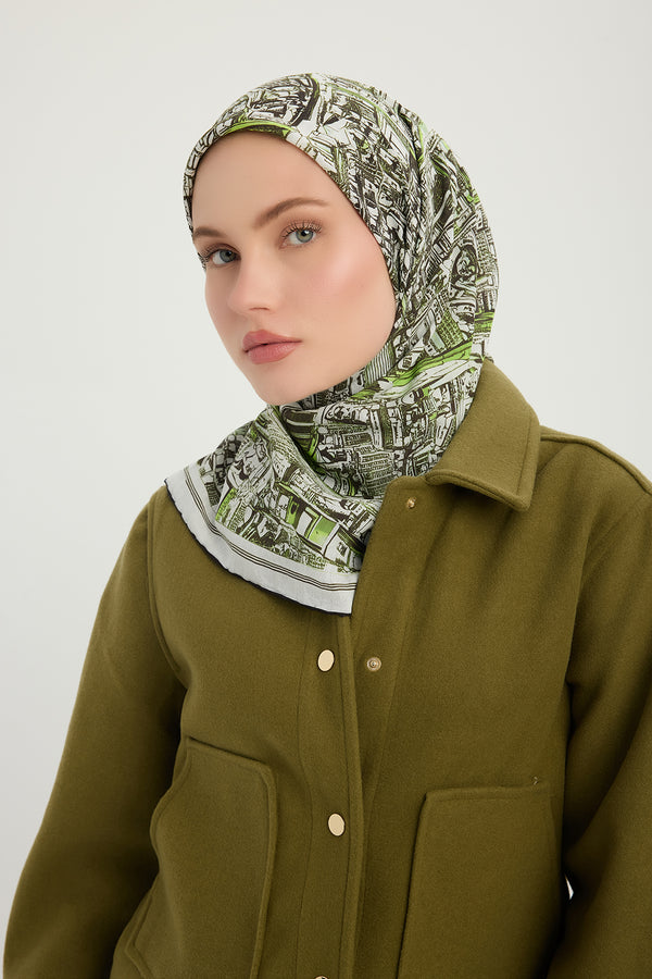 Vierra Desenli Eşarp - Yankılar Şehri - Yeşil