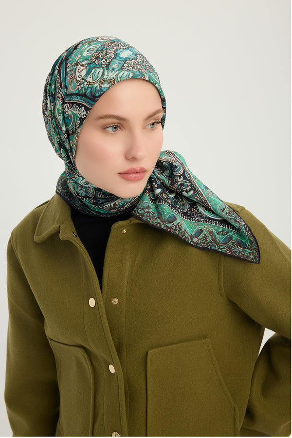 Vierra Desenli Eşarp - Ebedi Saraylar - Zümrüt Yeşili