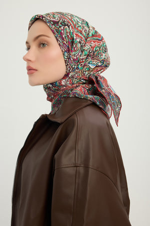 Vierra Desenli Eşarp - Ebedi Saraylar - Kırmızı Yeşil