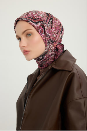 Vierra Desenli Eşarp - Ebedi Saraylar - Pudra