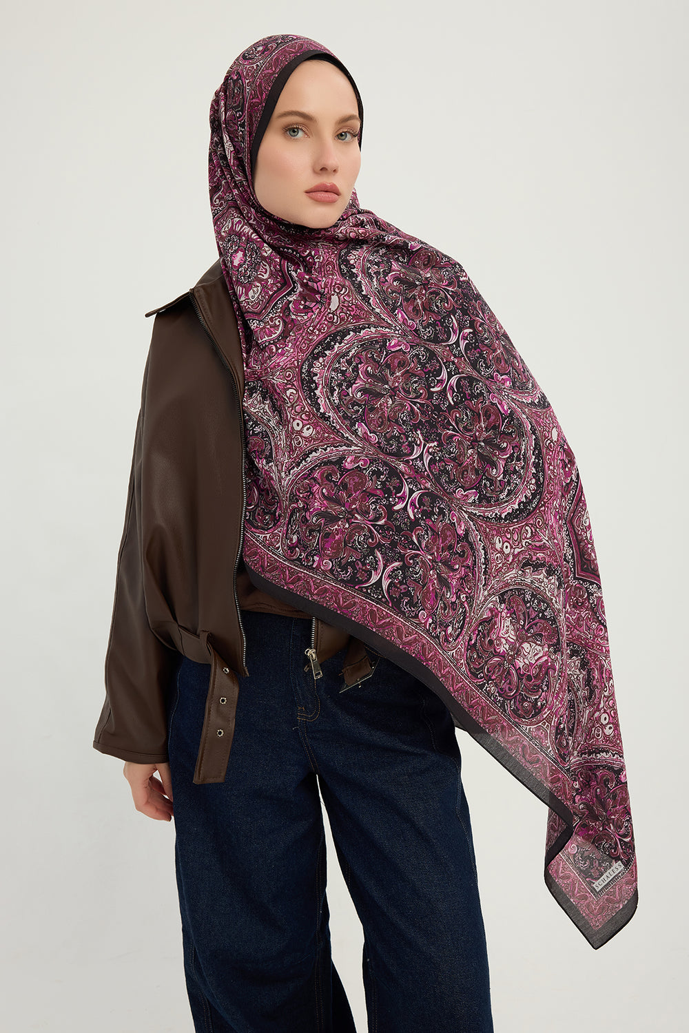 Vierra Desenli Şal - Ebedi Saraylar - Vişne