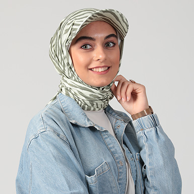 ipekistanbul - Desenli Şapkalı Tesettür Şal - Zebra - Yeşil